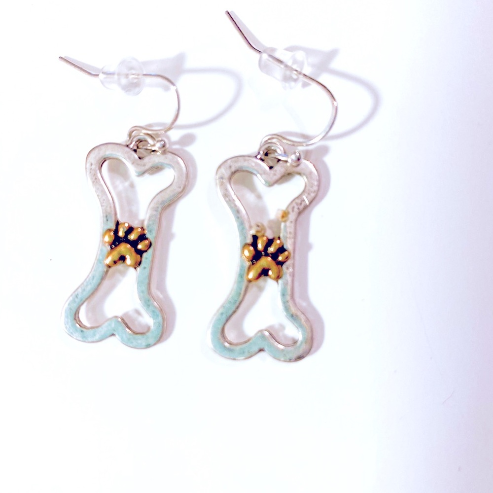 NWT Bone Earrings with Paw